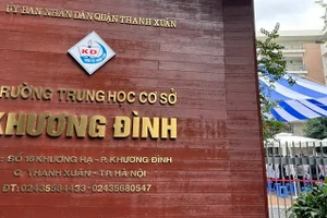 Trường THCS Khương Đình tổ chức tưởng niệm nạn nhân vụ cháy.