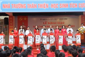 Quận Hoàn Kiếm gửi thông điệp đến tuần lễ hưởng ứng học tập suốt đời năm 2023: Xây dựng năng lực tự học trong kỷ nguyên số.