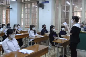 Thí sinh dự thi tốt nghiệp THPT năm 2022 tại Hà Nội.