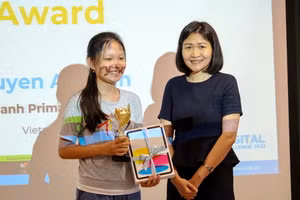 Nguyễn An Bình - học sinh Trường Tiểu học An Khánh (huyện Hoài Đức, Hà Nội) đạt giải Nhất cuộc thi.