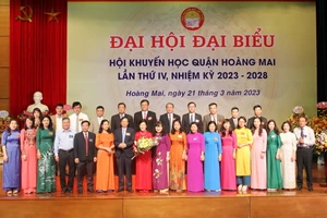 Ra mắt Ban chấp hành Hội khuyến học quận Hoàng Mai khóa IV nhiệm kỳ 2023-2028.