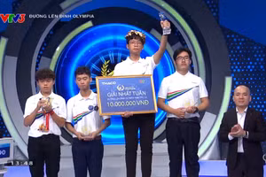 Nguyễn Thanh Sang đến từ Đà Nẵng giành vòng nguyệt quế cuộc thi tuần Olympia.