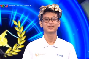 Nam sinh Bình Định Đặng Hoài Bảo giành vòng nguyệt quế Olympia.