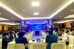 Diễn đàn thúc đẩy phát triển bền vững công nghệ thông tin Thừa Thiên - Huế đa lĩnh vực. (Ảnh: Hoàng Hải)