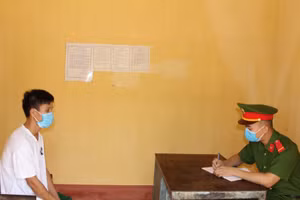 Vừa ra tù lại đi trộm xe máy