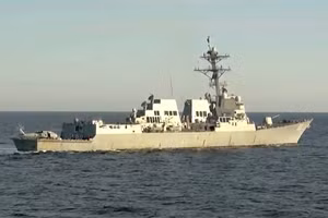 Tàu khu trục Chafee của Hải quân Mỹ.