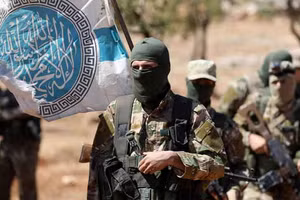 Nhóm khủng bố Hay"at Tahri al-Sham