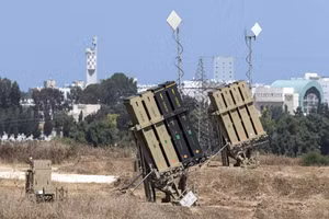Hệ thống phòng không Vòm sắt của Israel.