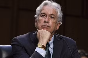 Giám đốc Cơ quan Tình báo Mỹ (CIA) William Burns.