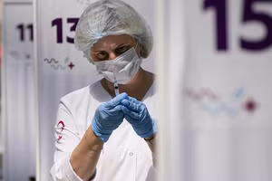 Nhân viên y tế Nga.