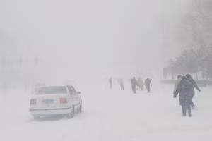 Đông bắc Trung Quốc tê liệt vì bão tuyết mang sức tàn phá