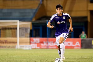 Văn Hậu chia tay Hà Nội FC