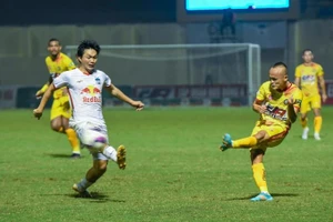 Thống kê bất ngờ về tiền vệ được mệnh danh 'của hiếm' tại V.League