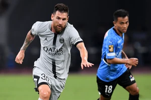 'Messi Thái Lan’ Chanathip đối đầu với Lionel Messi tối 20/7.