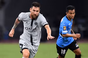 Chanathip đối đầu với Lionel Messi tối 20/7. 