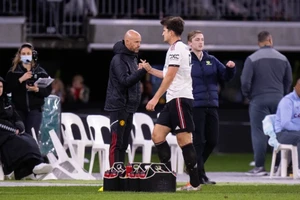 Tỏa sáng tại World Cup, Maguire vẫn có nguy cơ rời Man Utd