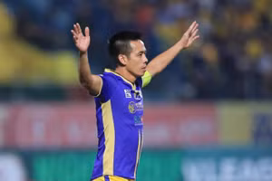 Văn Quyết không thể thi đấu cho Hà Nội FC đến hết V.League 2022 