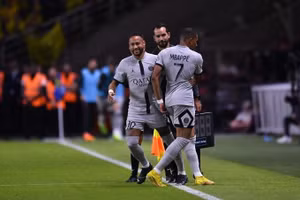 Messi, Mbappe, Neymar chấp nhận sự thật phũ phàng tại PSG 