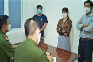 Các đối tượng liên quan vụ việc tại cơ quan Công an (ảnh ĐN).