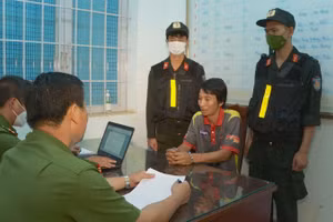 Đối tượng Phạm Văn Nguyên tại cơ quan Công an (ảnh: CACC).