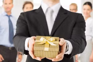 Không biếu quà Tết lãnh đạo (Hình minh hoạ)