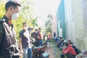 Các đối tượng tổ chức đá gà ăn tiền.