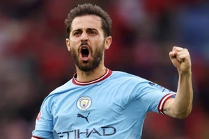 Bernardo Silva không gia nhập Barca như đồn đoán.