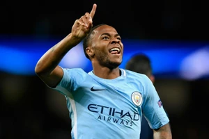 Sterling cảm thấy may mắn khi gia nhập Chelsea FC.