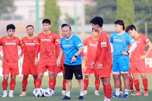 Tuyển Việt Nam tập trung chuẩn bị cho AFF Cup vào ngày 21/11.