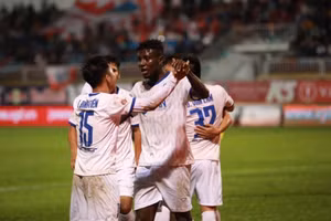 Sông Lam Nghệ An có chiến thắng sát nút Hoàng Anh Gia Lai ở vòng 19 V.League.