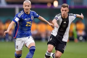 Để thua Costa Rica, ĐT Nhật Bản bỏ lỡ cơ hội sớm vào vòng 1/16.