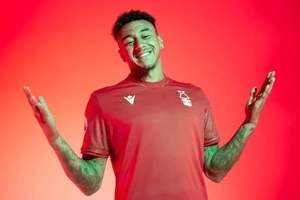 Jesse Lingard hào hứng khi gia nhập Nottingham Forest.