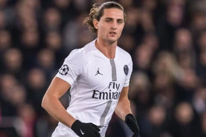 Adrien Rabiot của Juventus rơi vào tầm ngắm của MU.