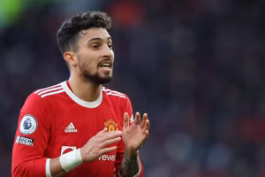 Alex Telles được đồn đoán sắp rời Man United.