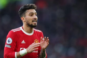 Alex Telles được đồn đoán sắp rời Man United.