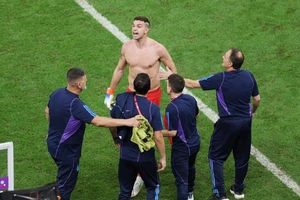 Thủ môn Argentina nguy cơ nhận án phạt từ FIFA với những phát biểu thiếu kiềm chế về trọng tài.