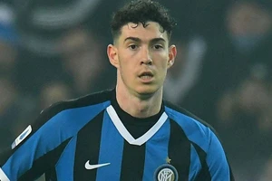 Bastoni của Inter Milan đang nhận được sự quan tâm của nhiều đội bóng lớn.