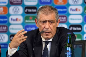 HLV đội tuyển Bồ Đào Nha thận trọng trước trận gặp Ghana.