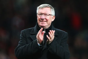 Sir Alex Ferguson trở thành cố vấn của Man United.