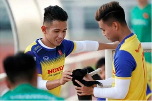 Hồng Duy và Văn Thanh gia nhập Nam Định FC với mức lương "khủng".