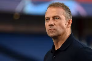 HLV Hansi Flick thất vọng khi Đức sớm rời cuộc chơi nhưng chưa nghĩ tới việc từ chức.