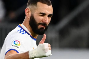 Benzema chốt xong tương lai với Real.