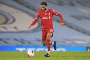 Joe Gomez tiếp tục gắn bó với Liverpool thêm 5 năm.