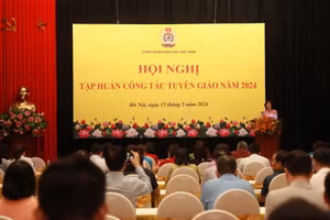 Quang cảnh hội nghị.