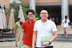 Học sinh dự thi vào lớp 10 tại Hà Nội.