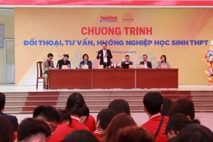 Ông Phạm Như Nghệ - Phó Vụ trưởng Vụ Giáo dục Đại học (Bộ GD&ĐT) chia sẻ thông tin tại chương trình.