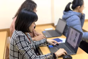 Cuộc thi thiết kế bài giảng điện tử tiếng Anh thu hút được sự quan tâm của đông đảo giáo viên trên địa bàn thành phố Hà Nội.