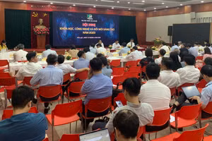 Nhóm nghiên cứu mạnh giải quyết các mục tiêu phát triển bền vững. 