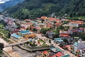 Mù Cang Chải, thị trấn vùng cao vươn lên từ giảm nghèo bền vững.