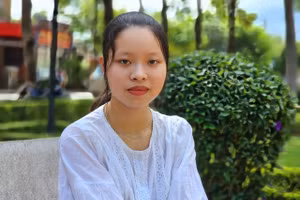 Hà Mỹ Lệ, nữ sinh vừa đạt điểm Ngữ văn cao nhất Kỳ thi tốt nghiệp THPT năm 2023 tỉnh Đắk Lắk (ảnh: Thành Tâm).